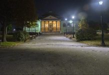 Philadelphia hit homelessness and drug addiction head on McPherson Square in Kensington, Philadelphia, is home to a library and a playground. It’s often referred to as “Needle Park.” During the day, young kids run around the park. In the evening hours, though, individuals use the streetlights and benches as safe places to inject. (Julia Lerner/University of Maryland)